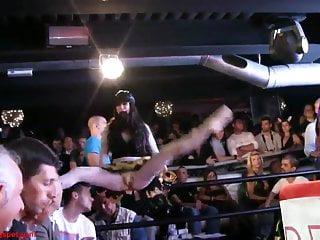 Valeria Visconti wird auf der Couch gefickt