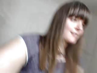 Sexy Kurven sexy Amateurin zeigt ihre Kurven