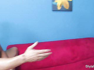 Pralle Shyla Stylez von der seite gefickt